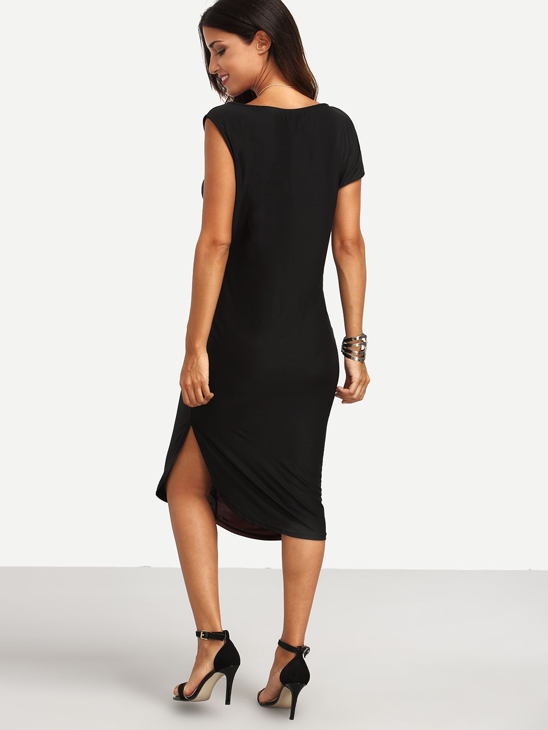 Color Block Ruched Asymmetric Sleeve Dress